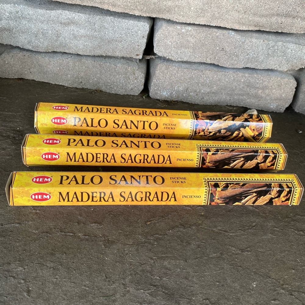 Hem Incense Sticks Palo Santo 3 Boxes (60 Sticks) - Picture 4 of 7